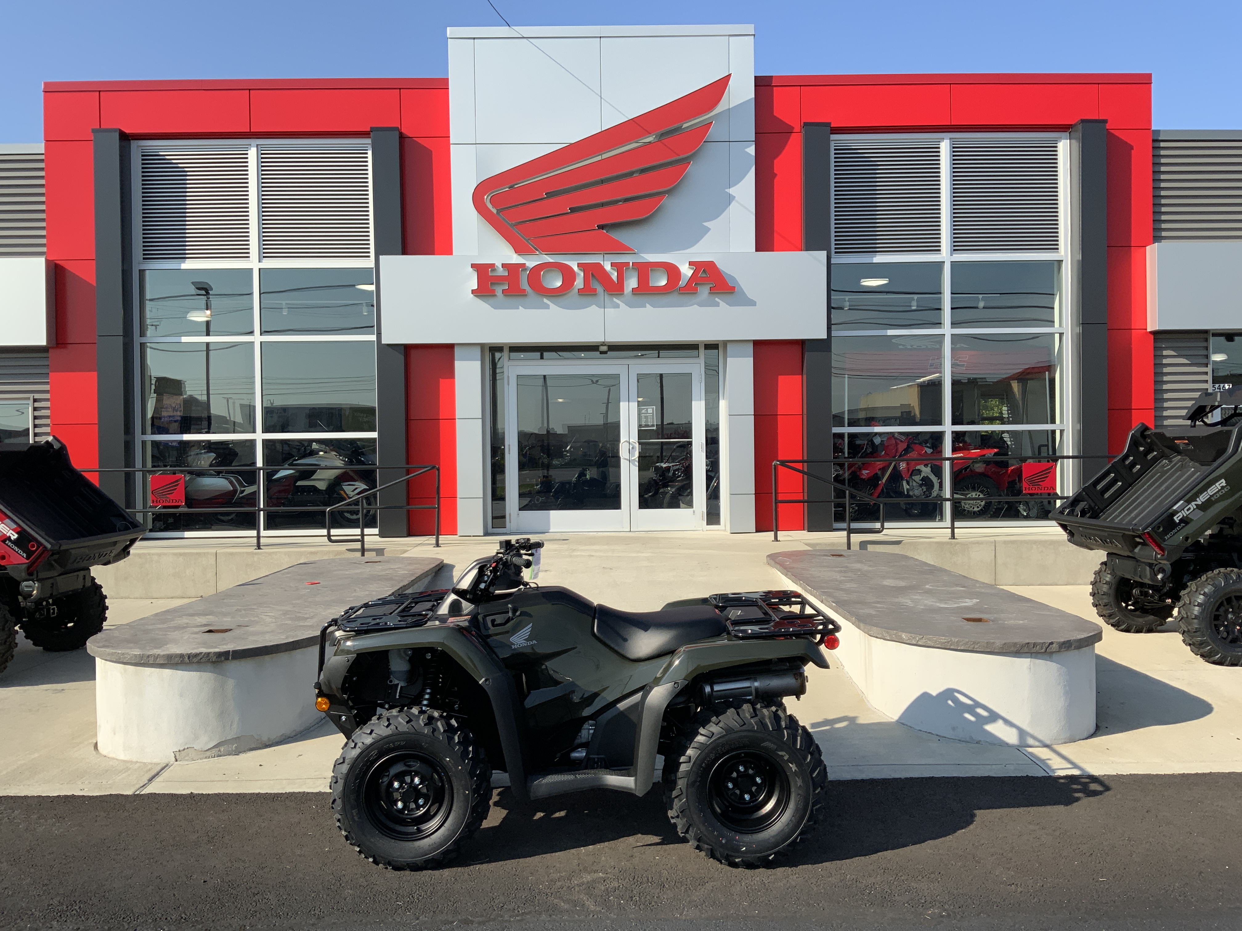 2026 Honda FOURTRAX RANCHER 4x4 - Photo 2